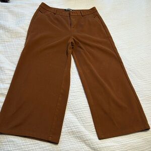 Wool wide leg cropped pants